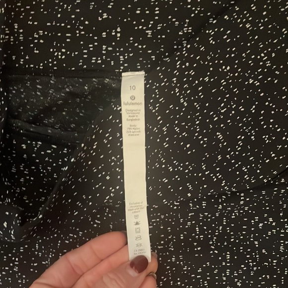 Lululemon wunder under size 10 leggings - Picture 3 of 4